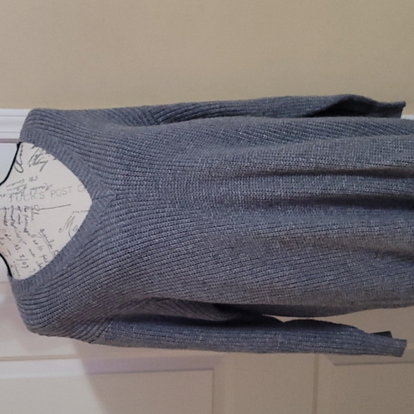 Who What Wear Women Long-sleeved Lace V neck Sweater Dress! - Picture 2 of 5